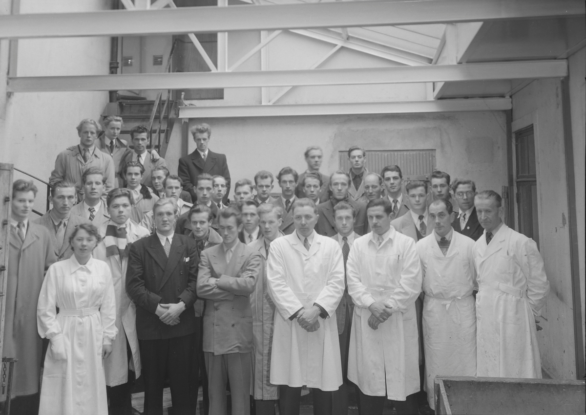 Kokkeskolen på besøk hos slakter Johan O. Helgesen