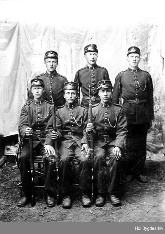 Gruppe6, menn, uniform, soldatar, militære, gevær, Krag-Jørgensen,