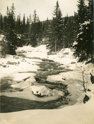 Lillehammer, Mesnaelva. Antakelig i nærheten av nåværende ly