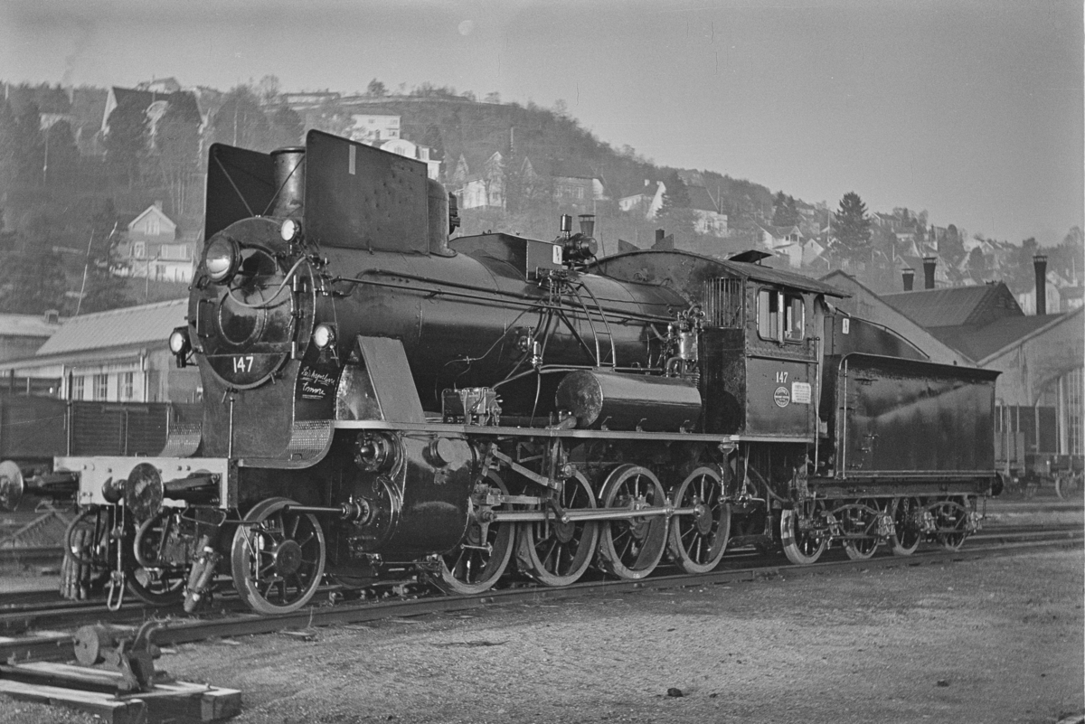 Damplokomotiv type 24b nr. 147, nyrevidert på NSBs verksted på Marienborg