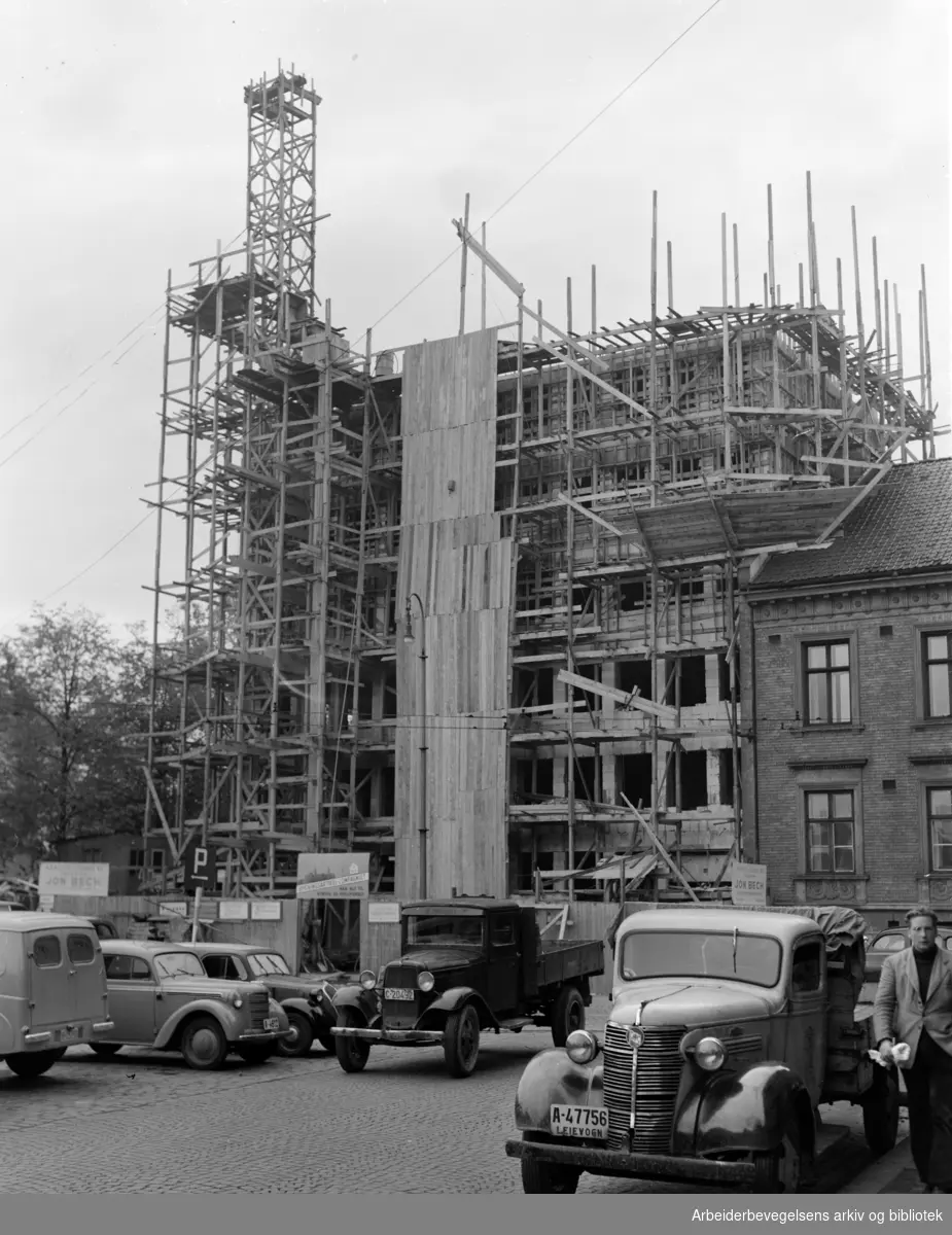 Sjømennenes Hus under bygging. Oktober 1952