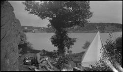 Seile- og rotur i Ryfylke med nordlandsbåten. L. Stender, Ei