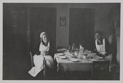 Kvinneig betjening på Sundby