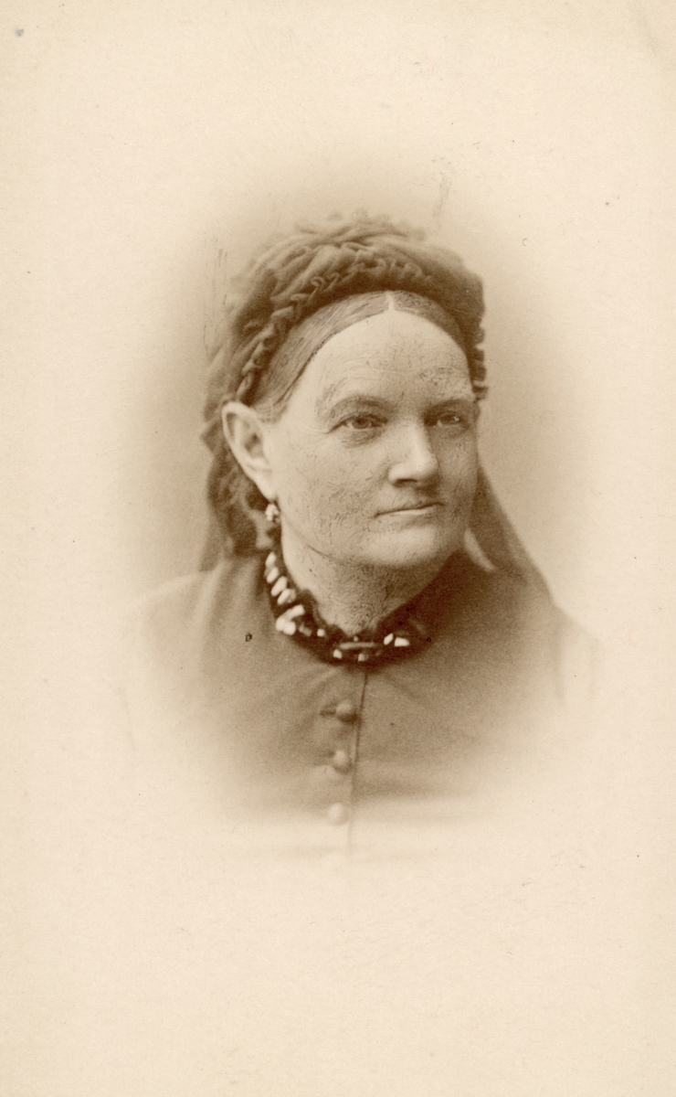 Porträtt av fru Ulrika Eleonora Sofia Willén. Gift med klensmedsmästaren i Linköping, Christian Gabriel Ekberg.
