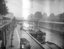 Langs elvebredden i Paris