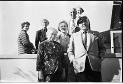 kvinner menn veranda