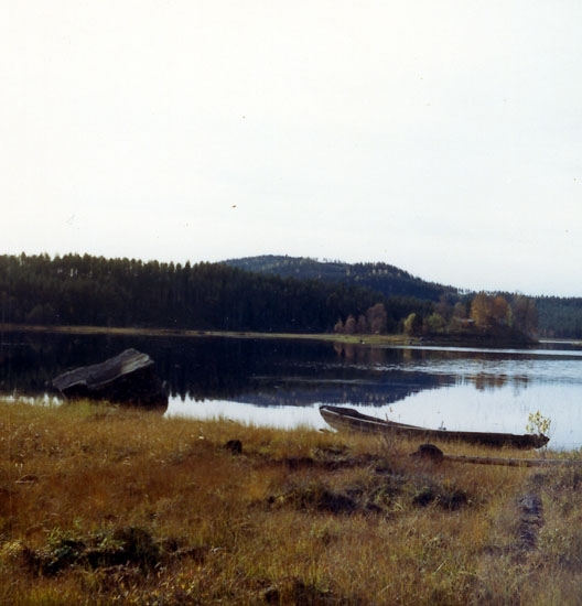 Holmen i sjön Dypen