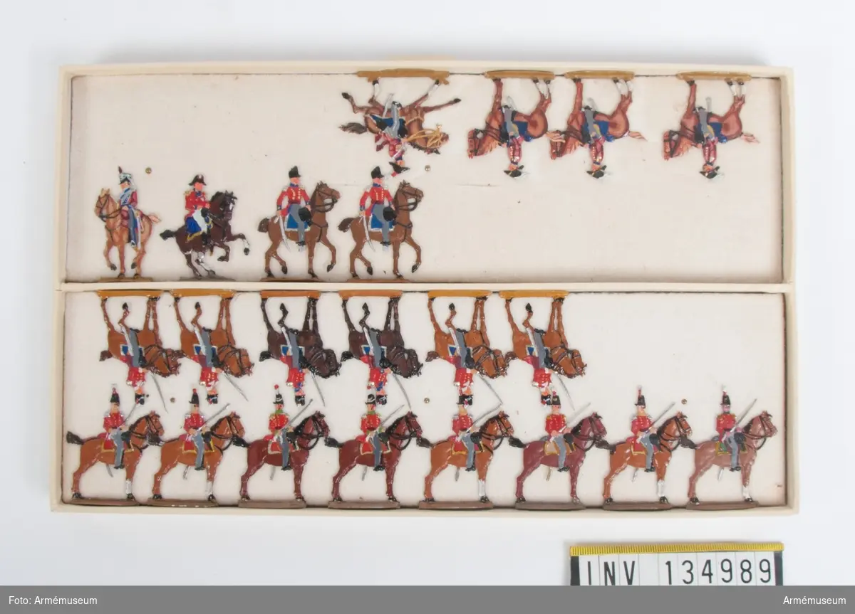 Generalstab från Storbritannien från Napoleonkrigen.
En låda med figurer.
Fabriksmålade.