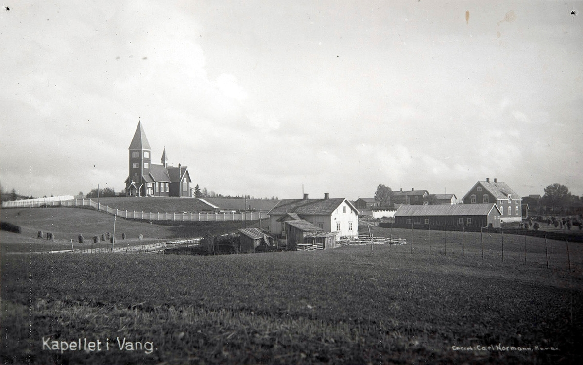 Postkort, Vang, Kapellet i Vang. Øvre Vang kirke,