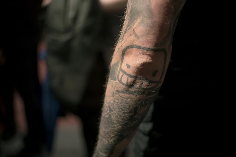 Sub-tatovering på underarmen til areopagosprest og musiker Stian Kilde Aarebrot. Foto: Rockheim/Marthe Amanda Vannebo. (Foto/Photo)