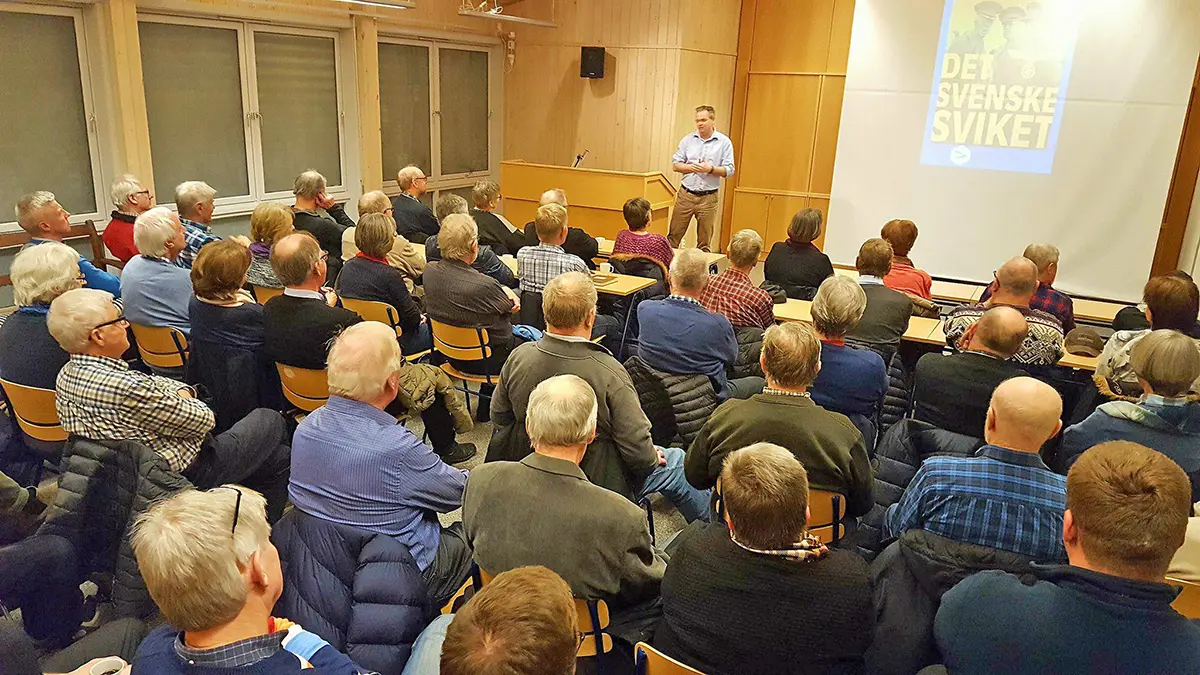 Eirik Veums foredrag om svenskenes svik under 2. verdenskrig var populært på Kongsvinger museum.