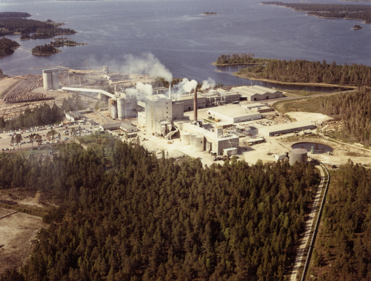 Mönsterås bruk är skogsägarnas cellulosafabrik.