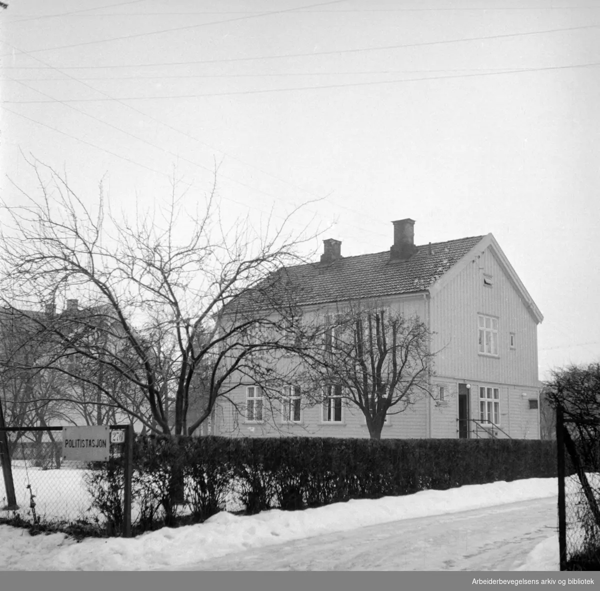 Nydalen Politistasjon i Maridalsveien 276. Januar 1957