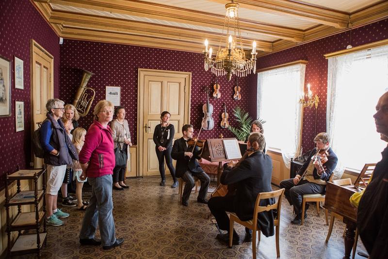 Kvartalkvartetten spilte i Storstuen. Foto: Jan Ove Iversen (Foto/Photo)