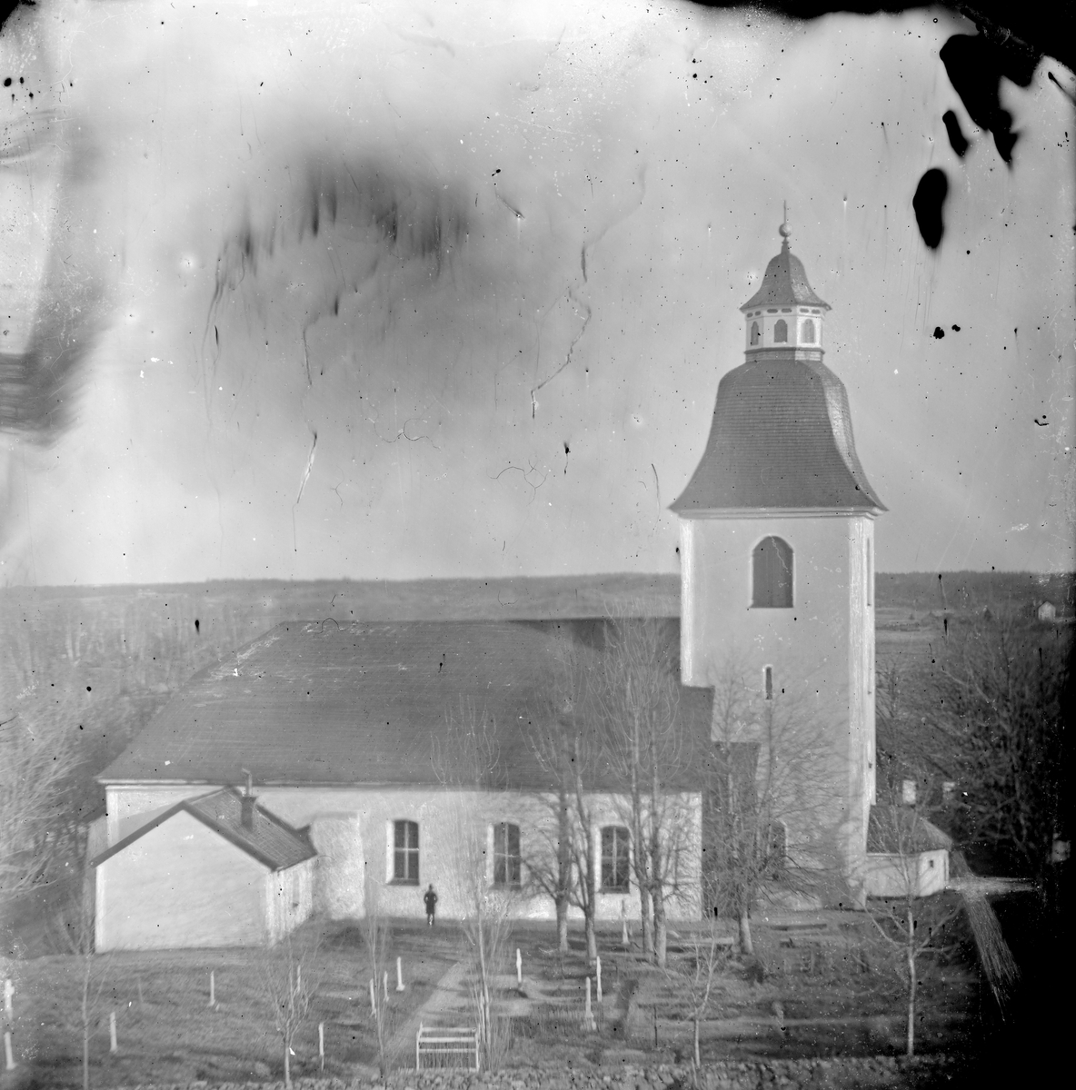 Medfaren men unik vy mot Östra Ryd kyrka. Enligt påskrift daterad juni 1876.