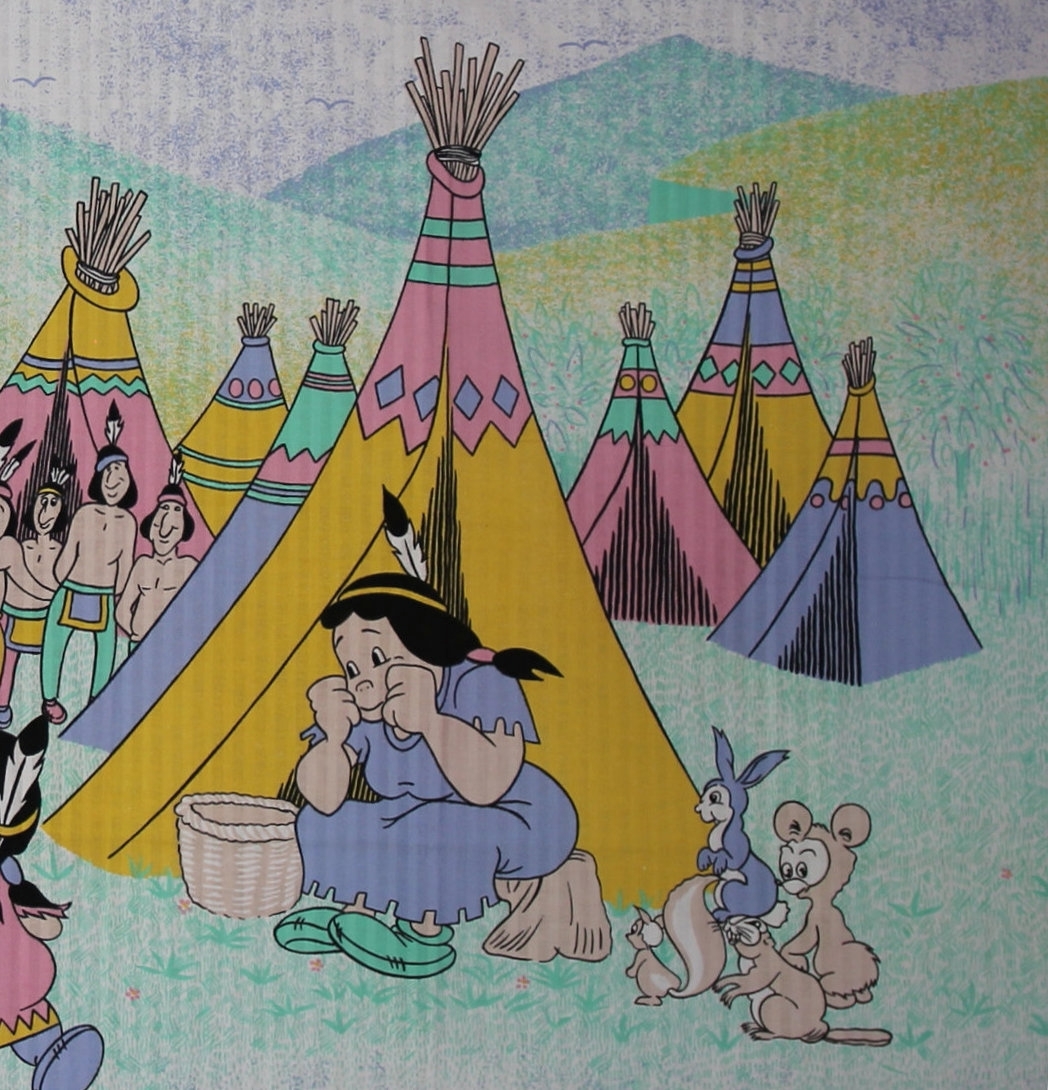 En scene fra Disney-filmen Hiawatha som viser en leirplass for amerikanske urbefolkning der en gruppe står i ring og ser på Hiawatha og hans far.