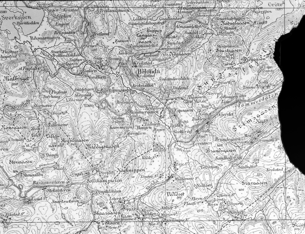 Diverse kart fotografert for Trondheim telefonanlegg