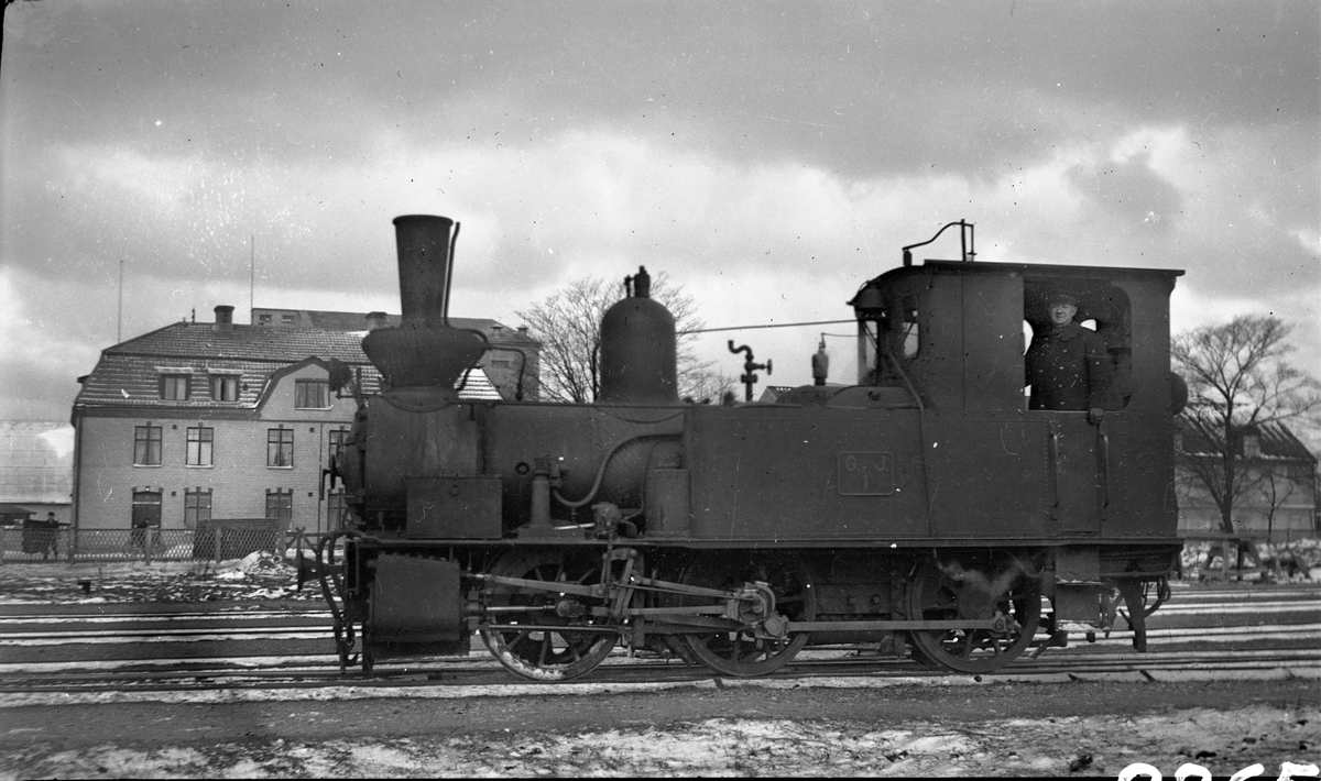 Gotlands Järnväg, GJ lok 1 - Järnvägsmuseet / DigitaltMuseum