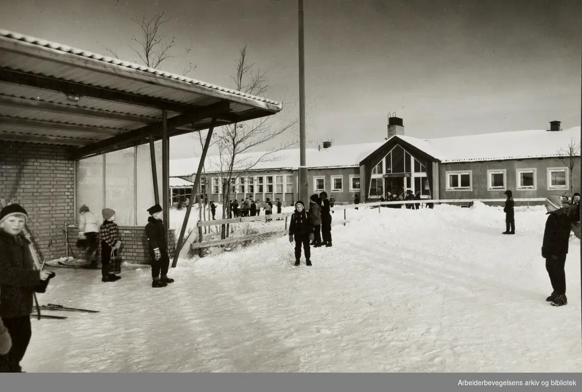 Ekeberg skole. Desember 1956