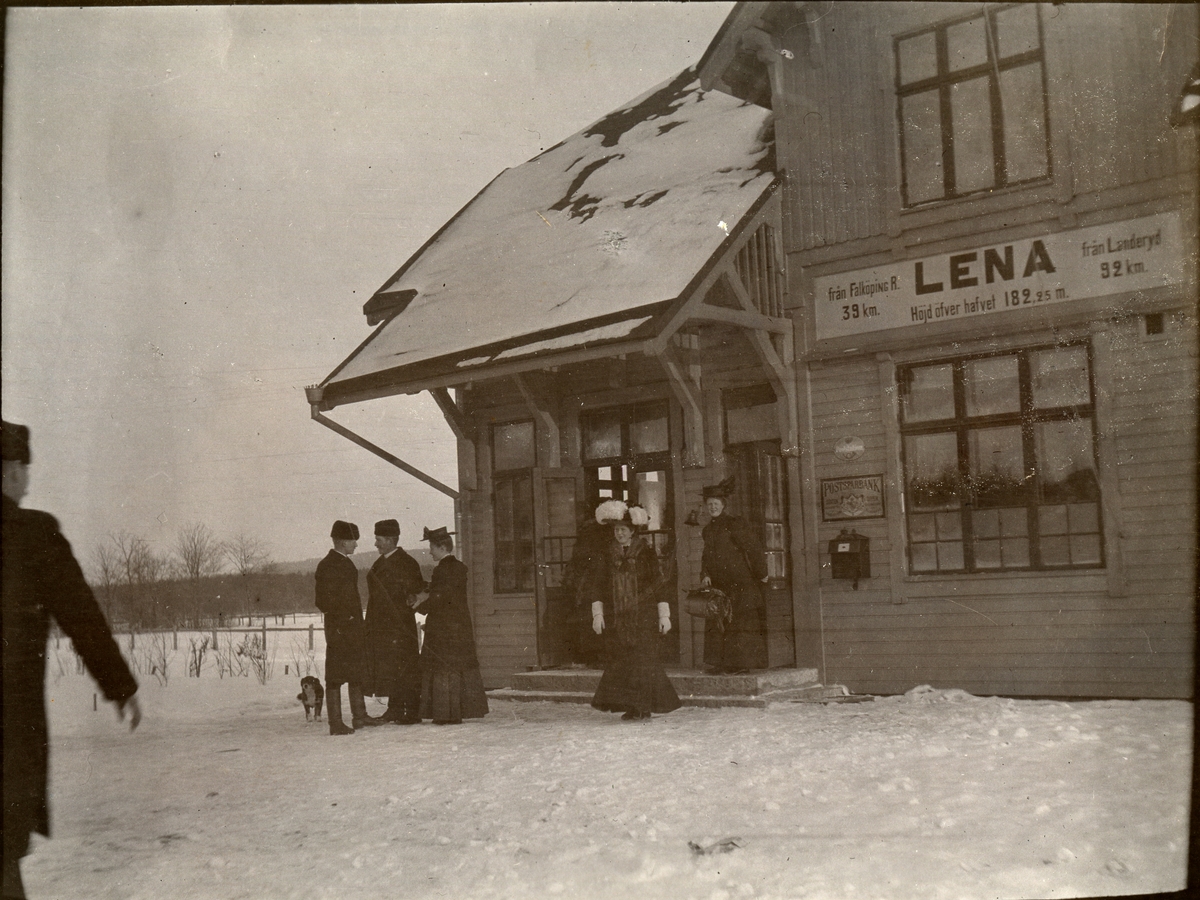 Lena station.
