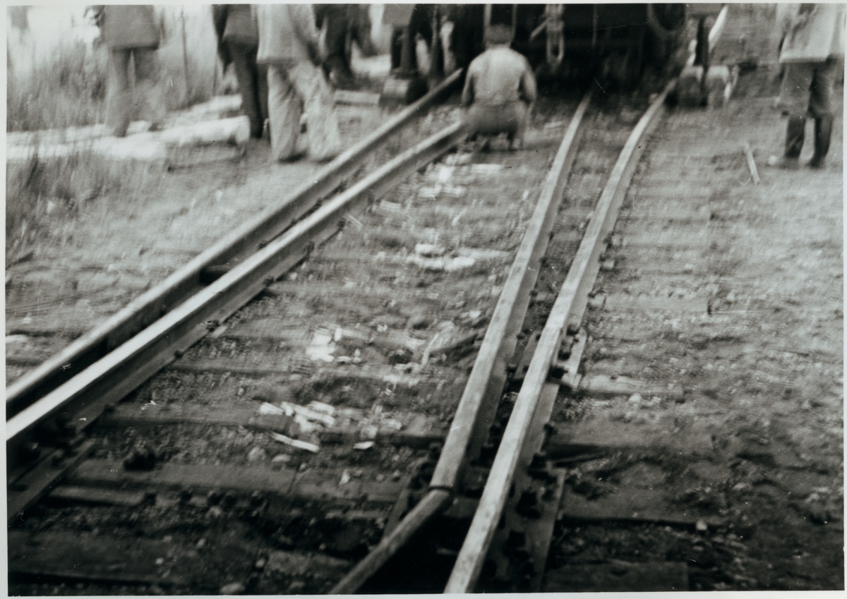 Järnvägsräler efter olyckan i Pålsboda 1951.
