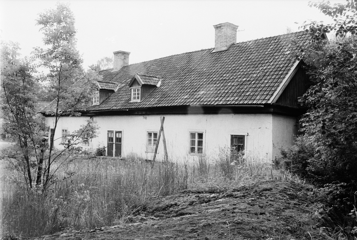 Bostadslänga, Dannemora, Uppland augusti 1991