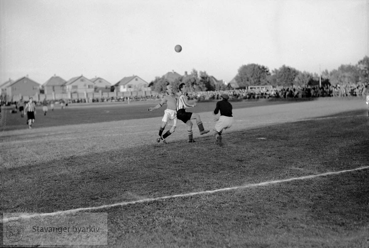 Resultatet av kampen ble 1-1 .Fotball.