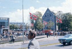 Kongebesøk i anledning byjubileet i 1975