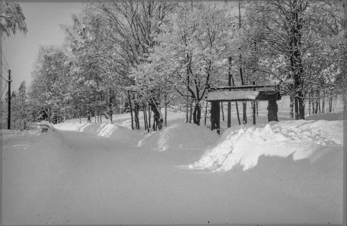 Gausdal, Follebu, vinterbilde, porten til Kornhaug.