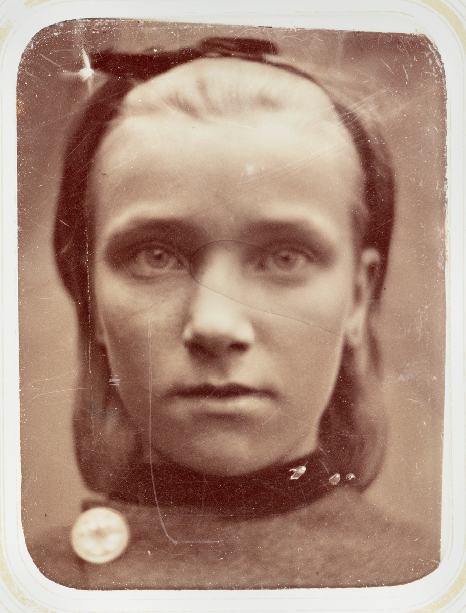 Ferrotyp - Jenny (Hedvig Johanna) Wenster, Uppsala, omkring 1890