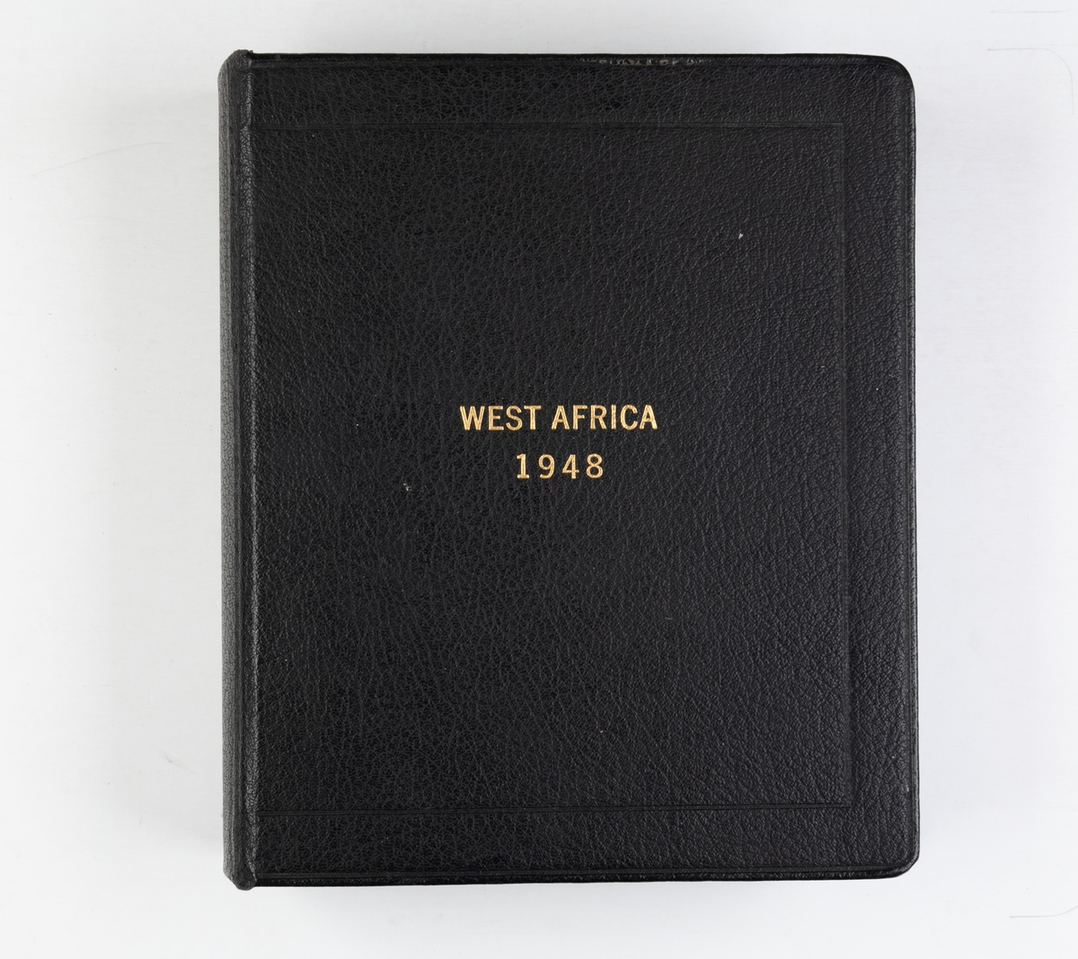 Album med fotografier av M/S 'Fernplant' (b.1939) i Lagos, Nigeria i 1948.