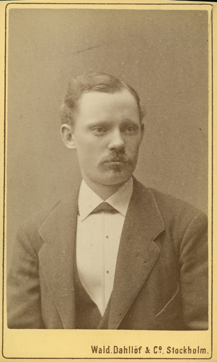 Apotekare Teodor Oscar Vitalis Wickberg.