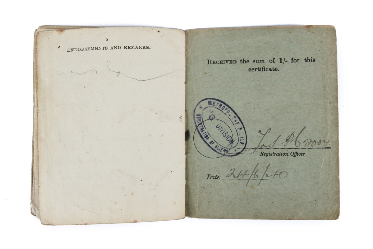 Legitimasjon og reiseløyve som har tilhørt Sverre K. Andersen, datert 24. juni 1940