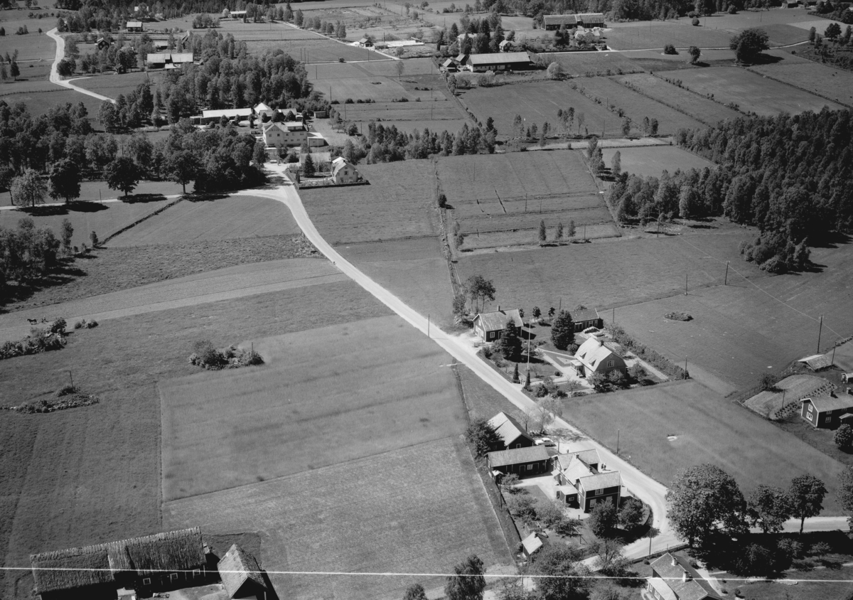 Flygfoto kring Hagshult i Vaggeryds Kommun, Jönköpings län. Nr: 340/1957
