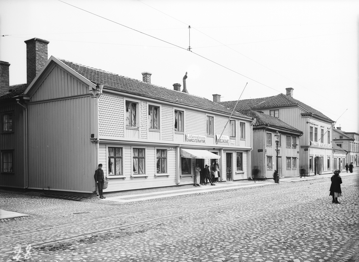 Hörnet vid Strandgränd och Östra Storgatan nr 75 i Jönköping.