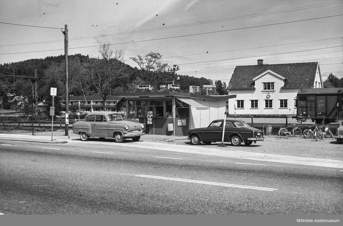 Stationshuset i Lindome, cirka 1965.