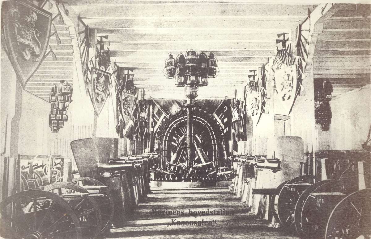 Våpensalen i magasin Bved KJV som ble ødelagt ved bombingen 23. februar 1845