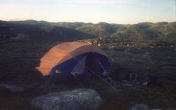Oppslått telt på høyfjellet