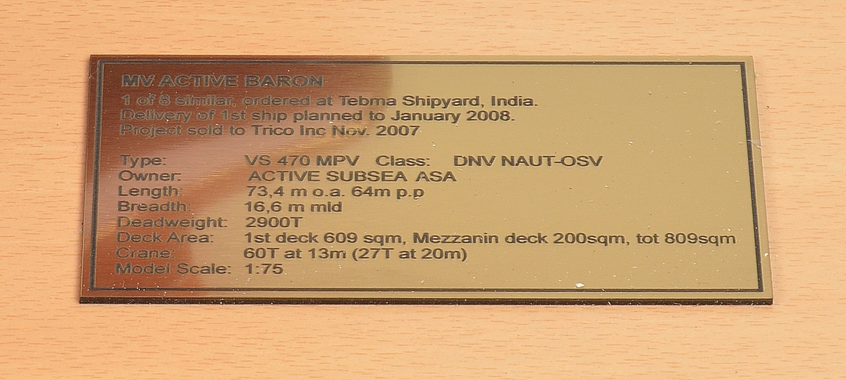 Skipsmodell av "MV Active Baron"