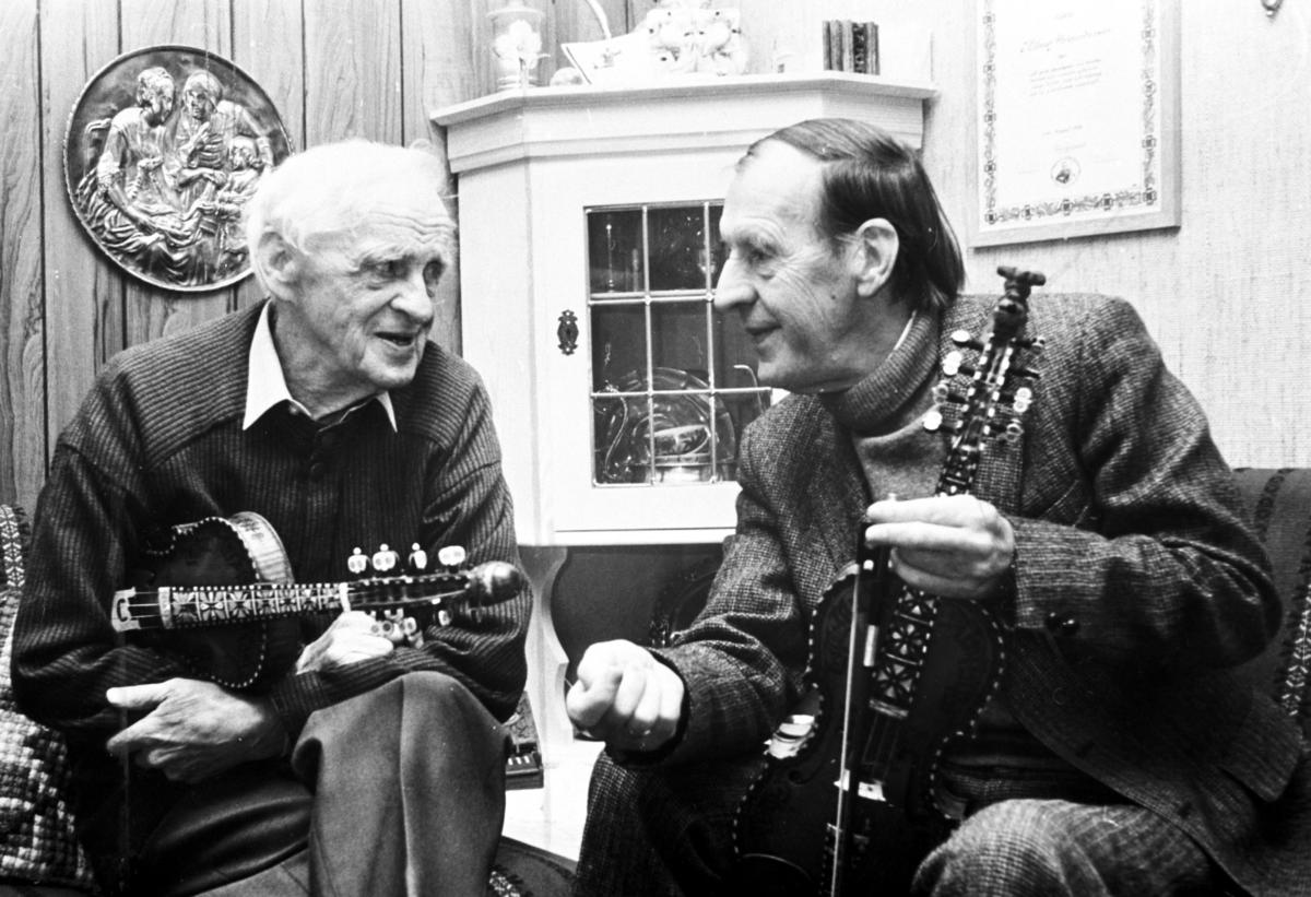 Hilmar Alexandersen (left) and Bernhard Osa, 1987.