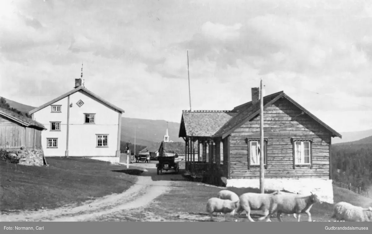 Gardstunet på Lesjaverk gard 1924 ?