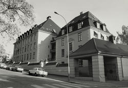 Røde Kors Klinikk i Fredrik Stangs gate. Oktober 1988