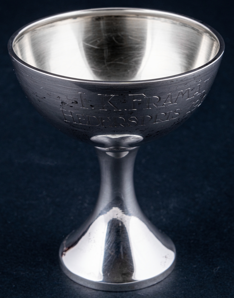 Pokal i silver. I. K. Framåt. Hederspris 1921.