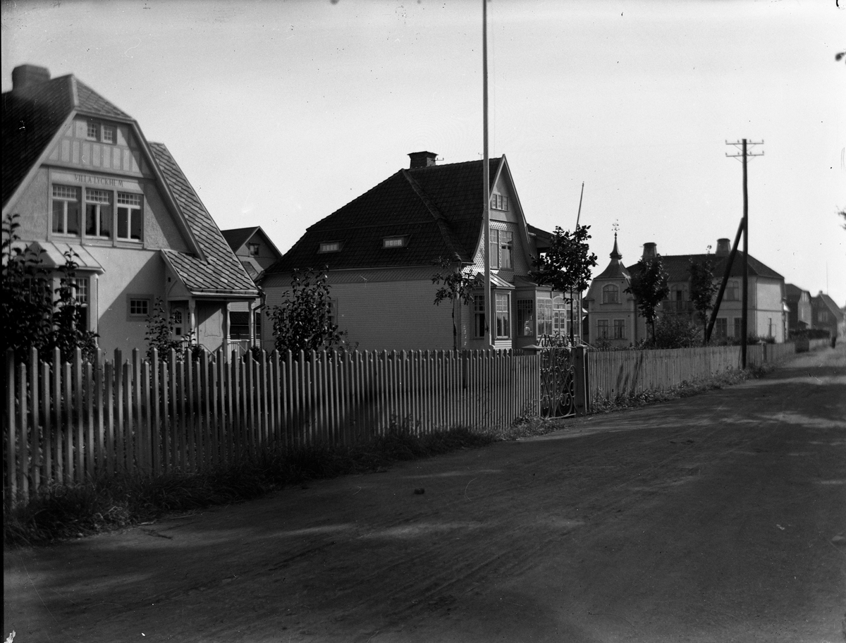 John Liedholms glasplåtssamling. Danska vägen, villa Lyckhem.