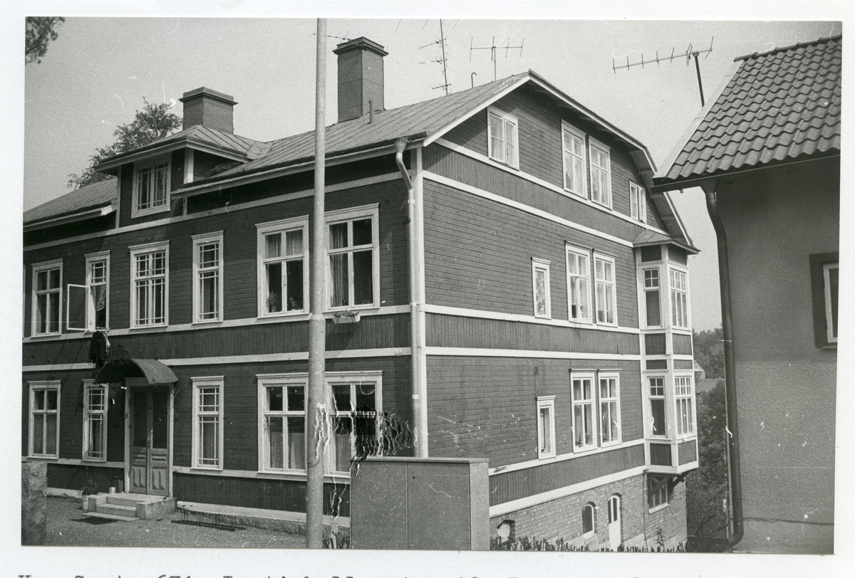 v-ster-s-lustigkulla-kv-greta-byggnad-med-burspr-k