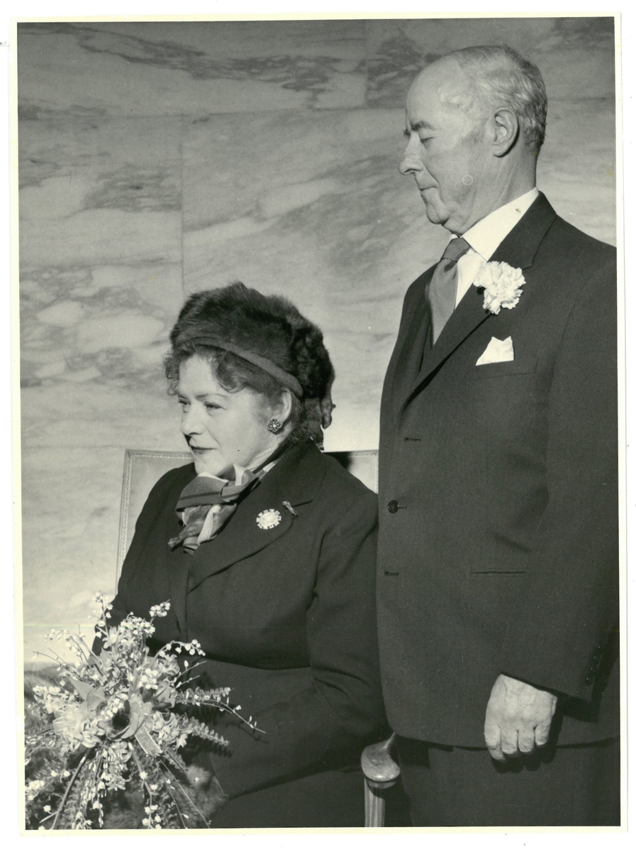 Vielsen til Victoria Bachke og Ivar Skjånes i Oslo Rådhus, januar 1959.