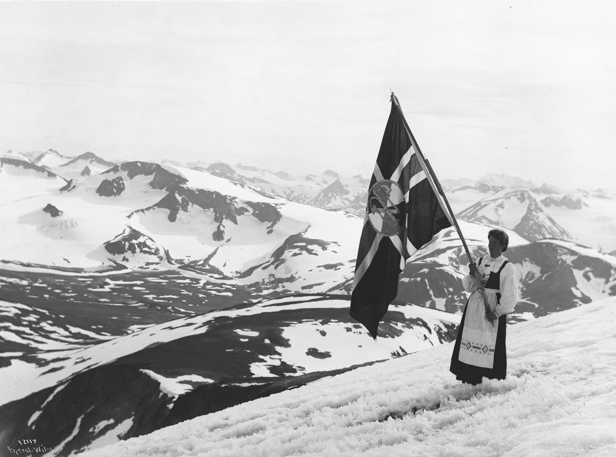 Prot: Glittertind Turistforeningens Flag 17/7 1910