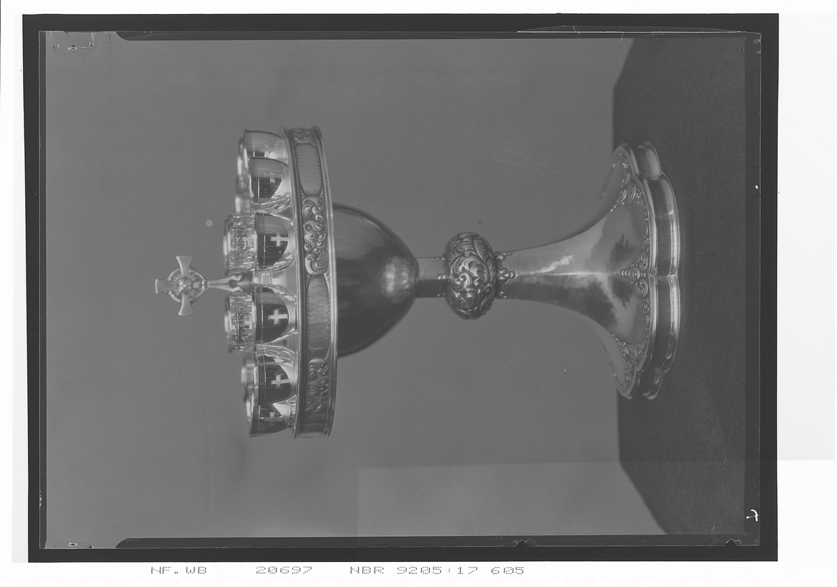 Sølvpokal fra Thune. Fotografert 1926.