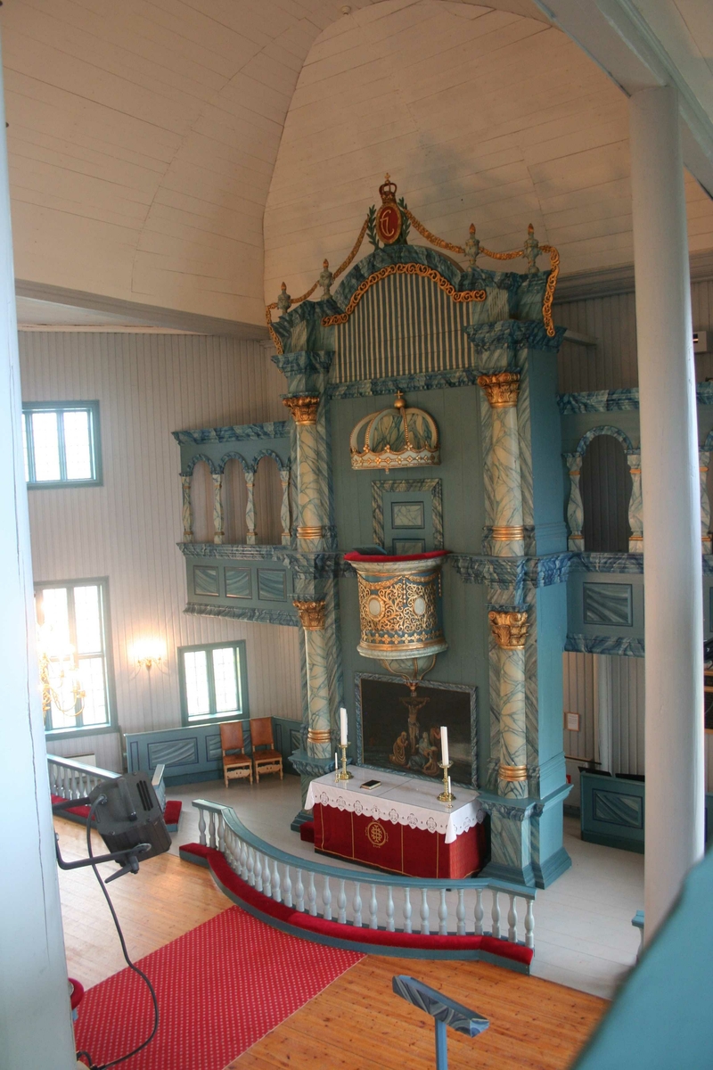alter prekestol fra galleriet, Tynset kirke