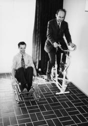 postskolen, Granavolden, 1972, interiør, 1 mann, Kjell Jenss